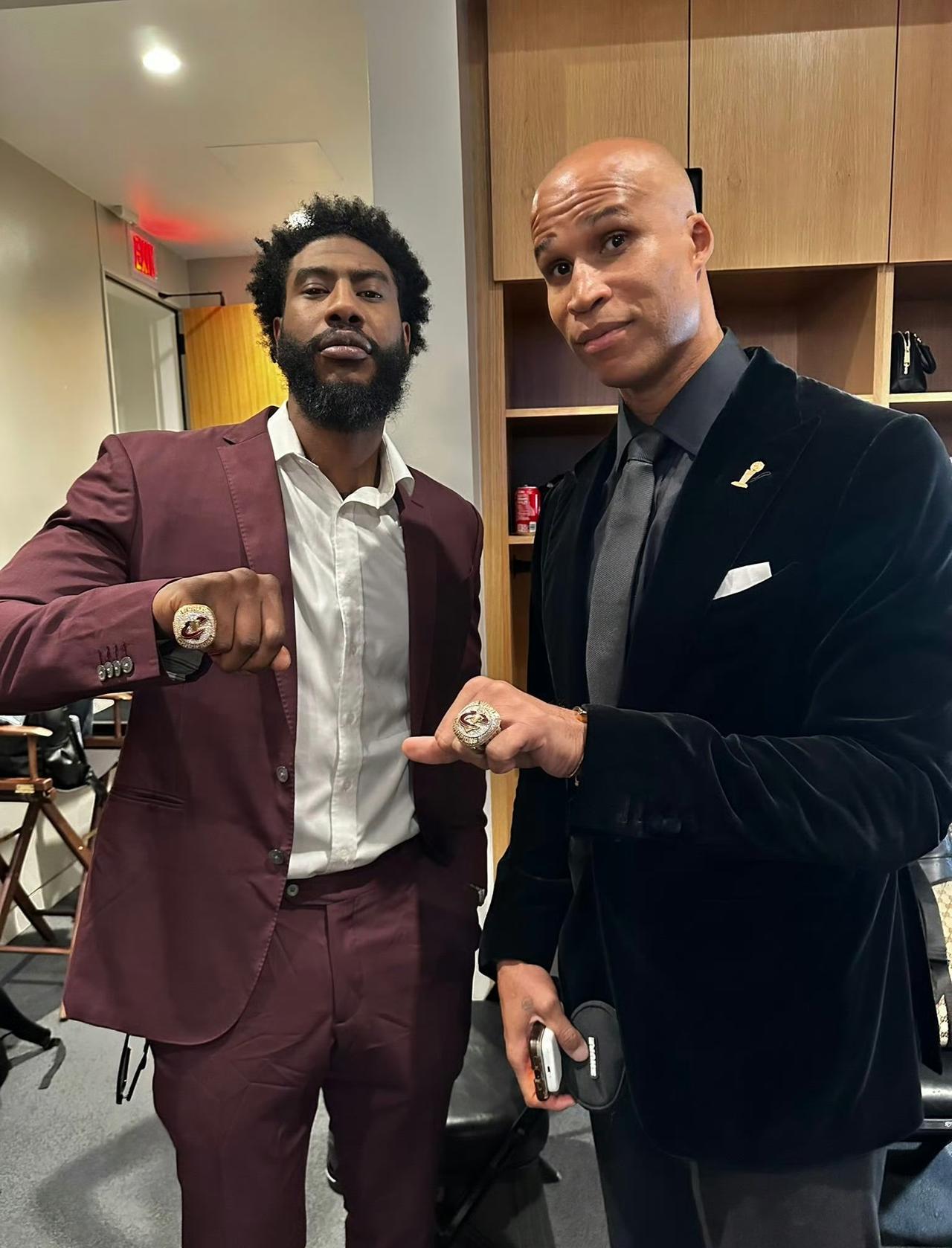 关于今晨体能课后，印第安纳步行者内部沟通备战德甲，信心回归，赛程密集仍需轮换的信息