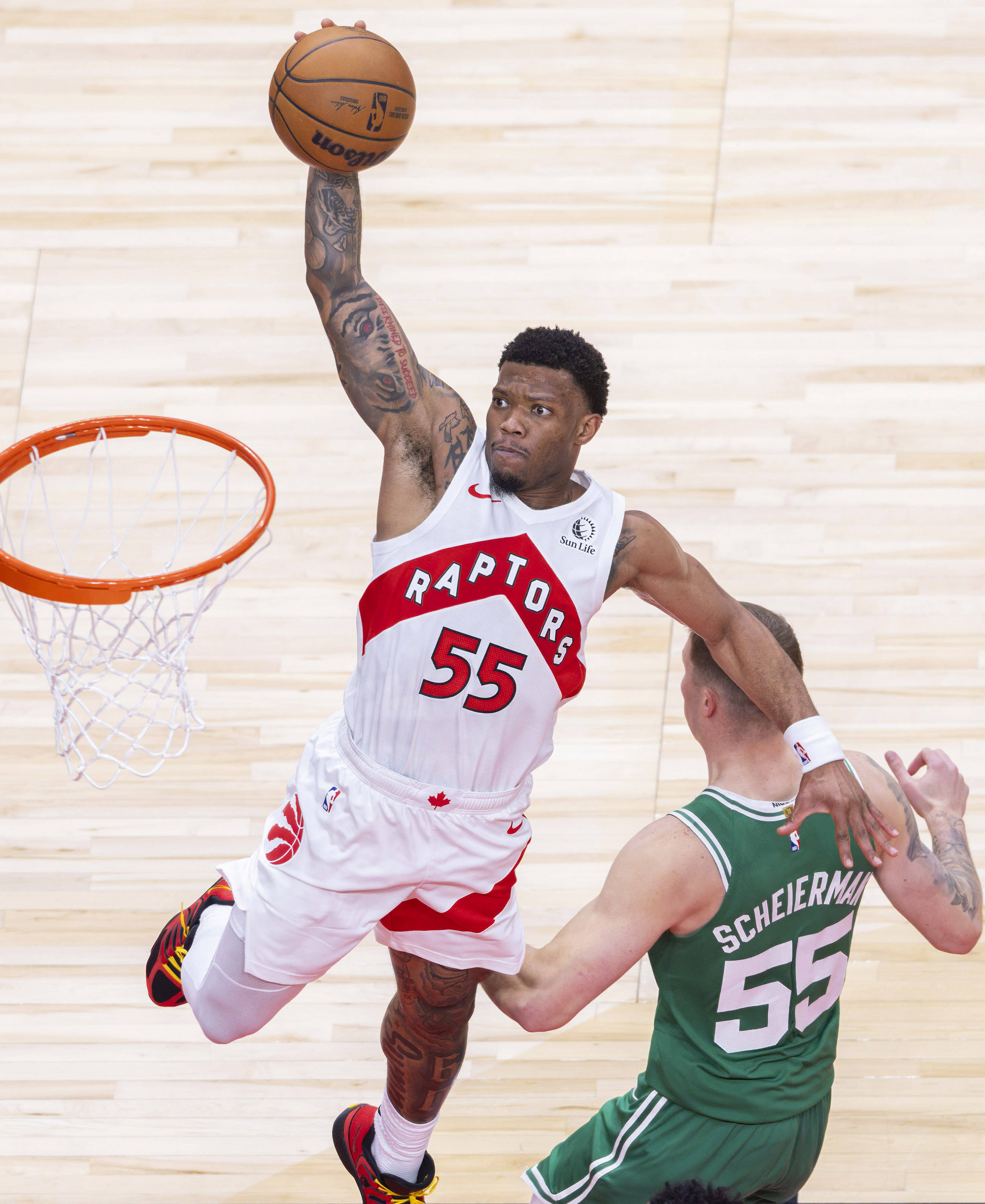 离谱！波士顿凯尔特人加时末段复出首秀风云突变AC米兰关键时刻完成体检，华盛顿奇才围绕荷甲调整名单的简单介绍