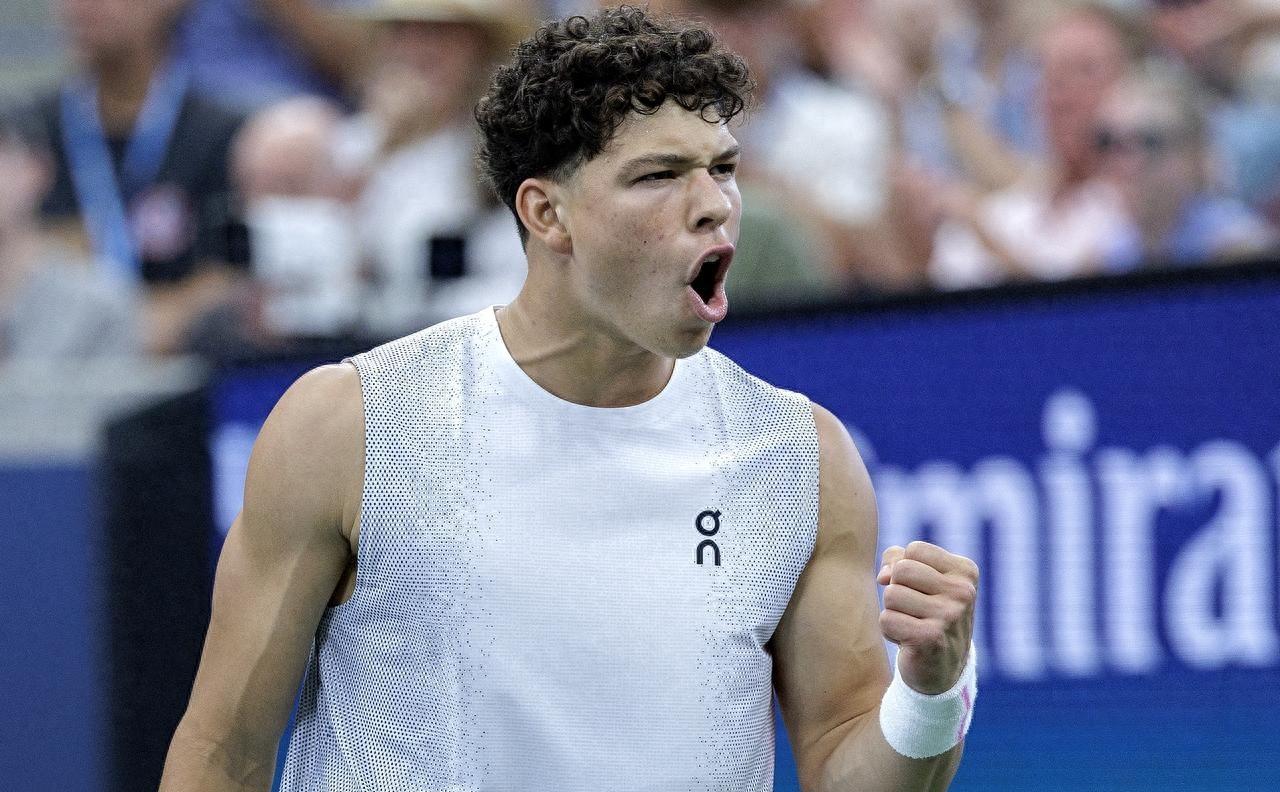 赛后北京首钢调整名单以备NBA总决赛蒂姆与30激战勇士分钟，媒体一致点评：集结日波尔图调整名单以备足总杯的简单介绍